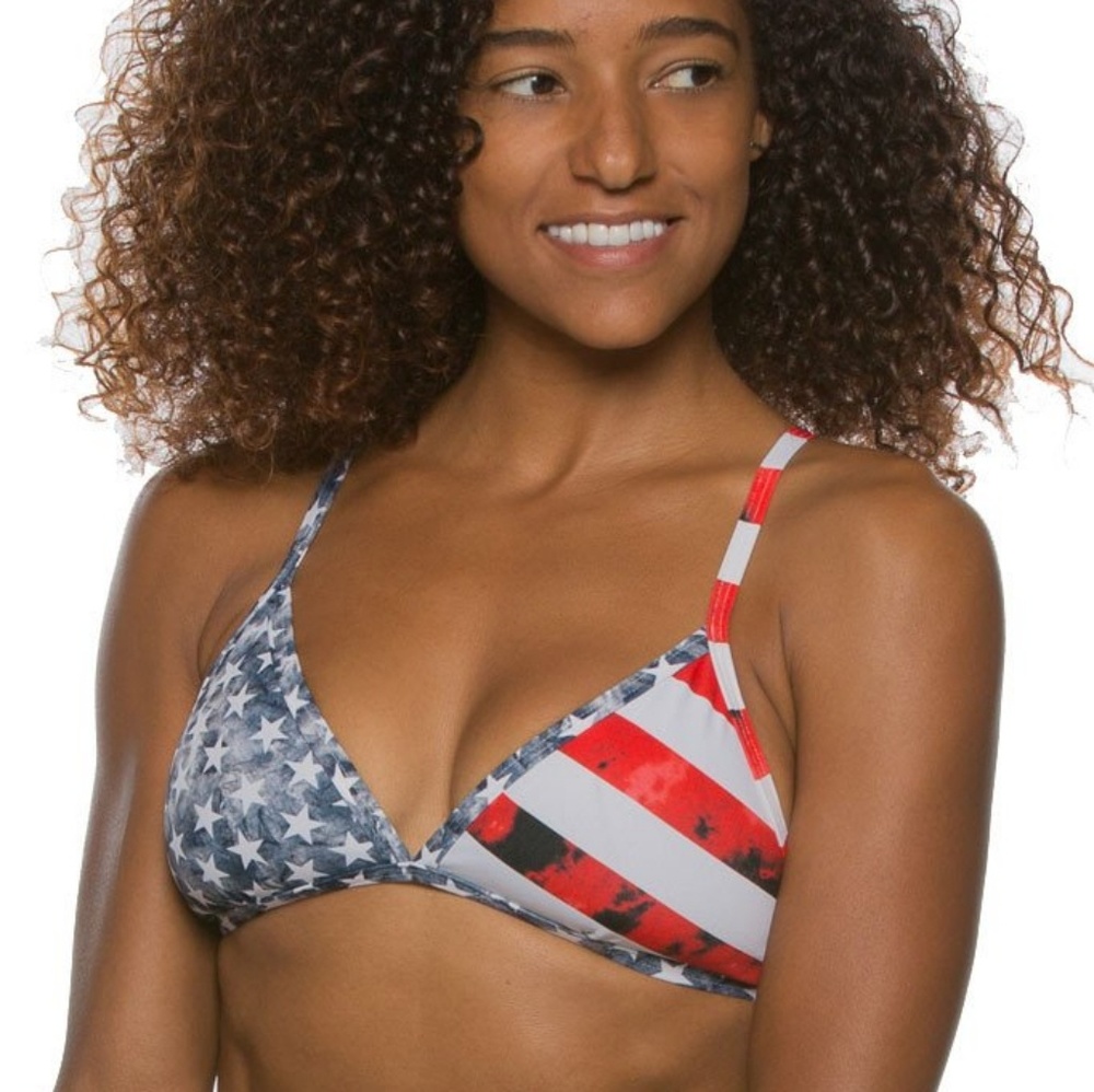 🚫SOLD🚫NWT RARE Jolyn Amerikah Triangle Top Small
